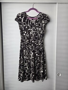 Enfocus Studio Dark Brown and White Abstract Midi Dress-Size 12 Petite